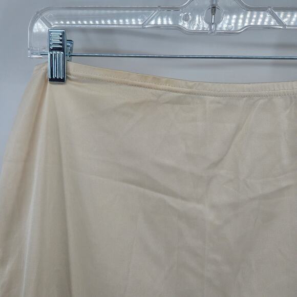 VTG Vanity Fair Cream Side Slit Lace Trim Slip Skirt Size MD Coquette Cottage - Picture 6 of 10